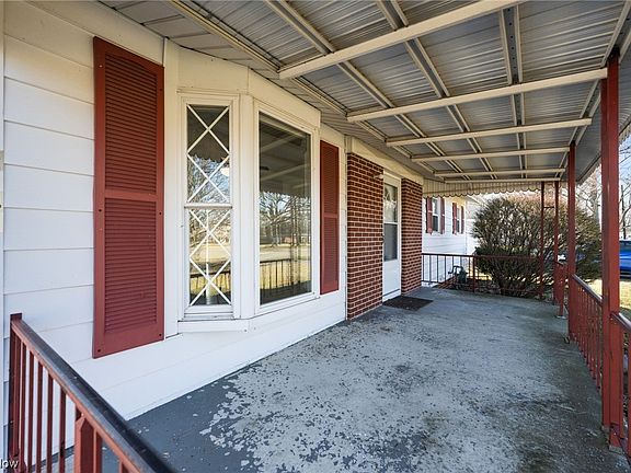 4th image of 2142 Homewood Dr