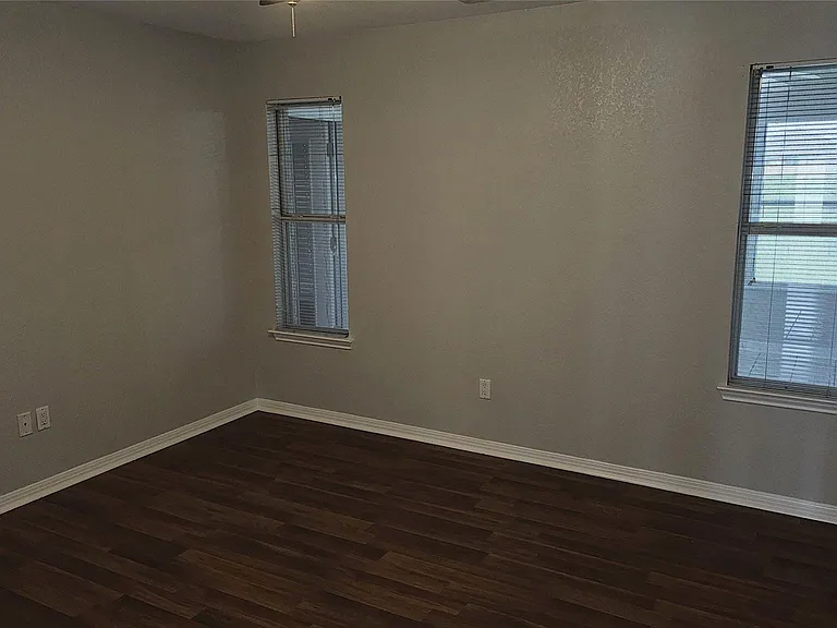 16 Brenda Ln — Photo 24
