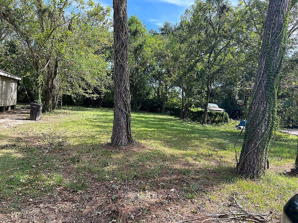 2nd image of 1714 Shirley Dr