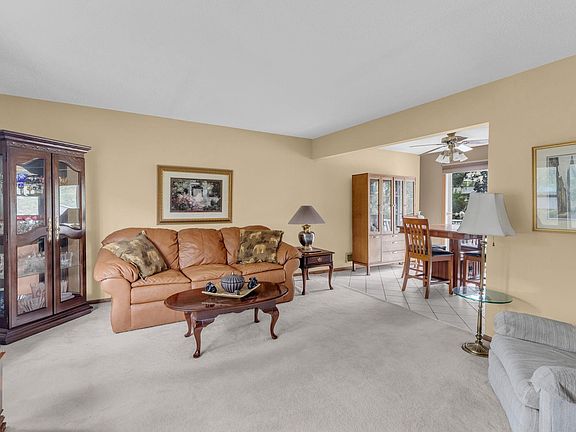 3rd image of 246 105th Ave NW