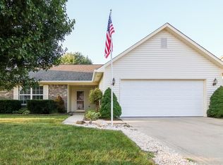 8335 Eagles Nest Dr, Avon, IN