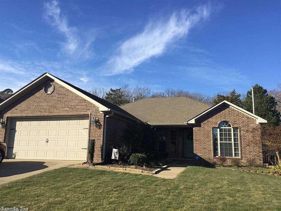 1st image of 425 Honey Hill Dr