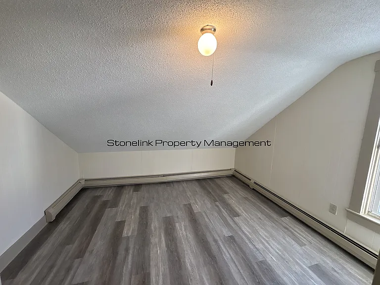 12-16 Bells Ct — Photo 3