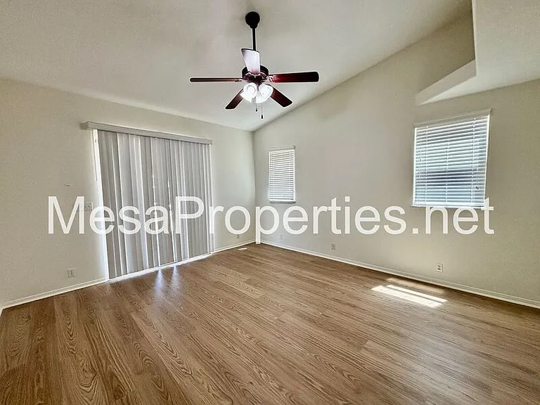 21172 Cabernet Ln — Photo 14
