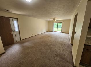 6297 Garrett Lane, Rockford, IL 61107