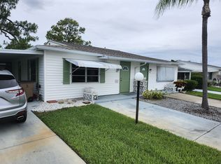 15 Dawn Flower Cir, Lehigh Acres, FL 33936
