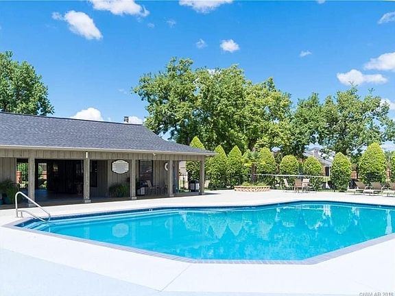 2nd image of 3636 Greenacres Dr #127