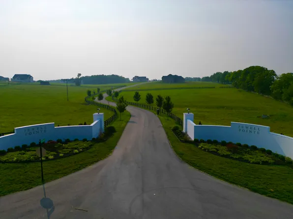 105 Peaceful Lndg, Wilmore, KY 40390