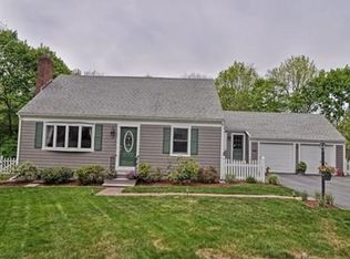 12 Maude Ter, Walpole, MA 02081
