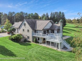 9409 Walnut Hwy, Dimondale, MI 48821