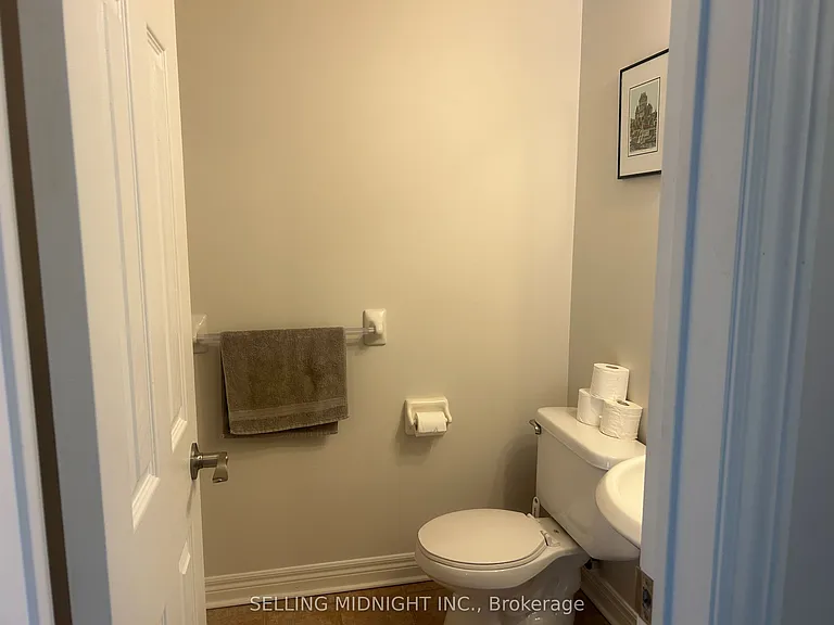 2413 Ravinebrook Cres — Photo 14
