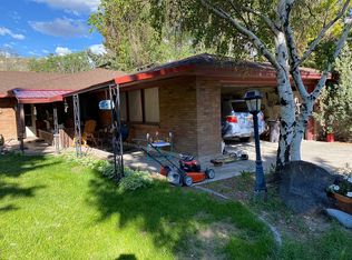 208 Highland Dr, Arco, ID 83213