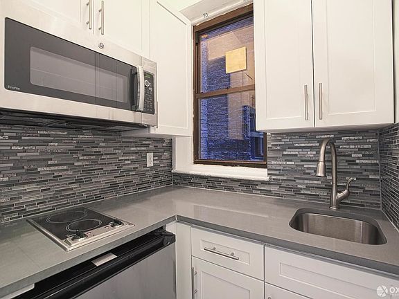 2nd image of 53 Morton St #2D