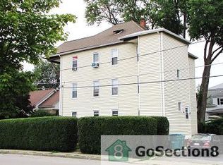 41 Park St APT 1, Webster, MA 01570