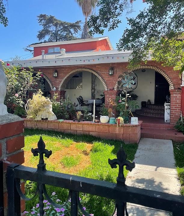 Gated Home