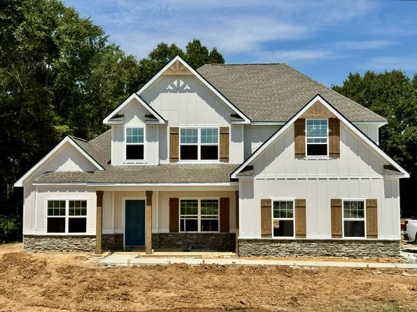 12 Franklin Grv, Fort Mitchell, AL 36856
