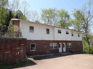 1553 Bergamont St, Morgantown, WV 26505