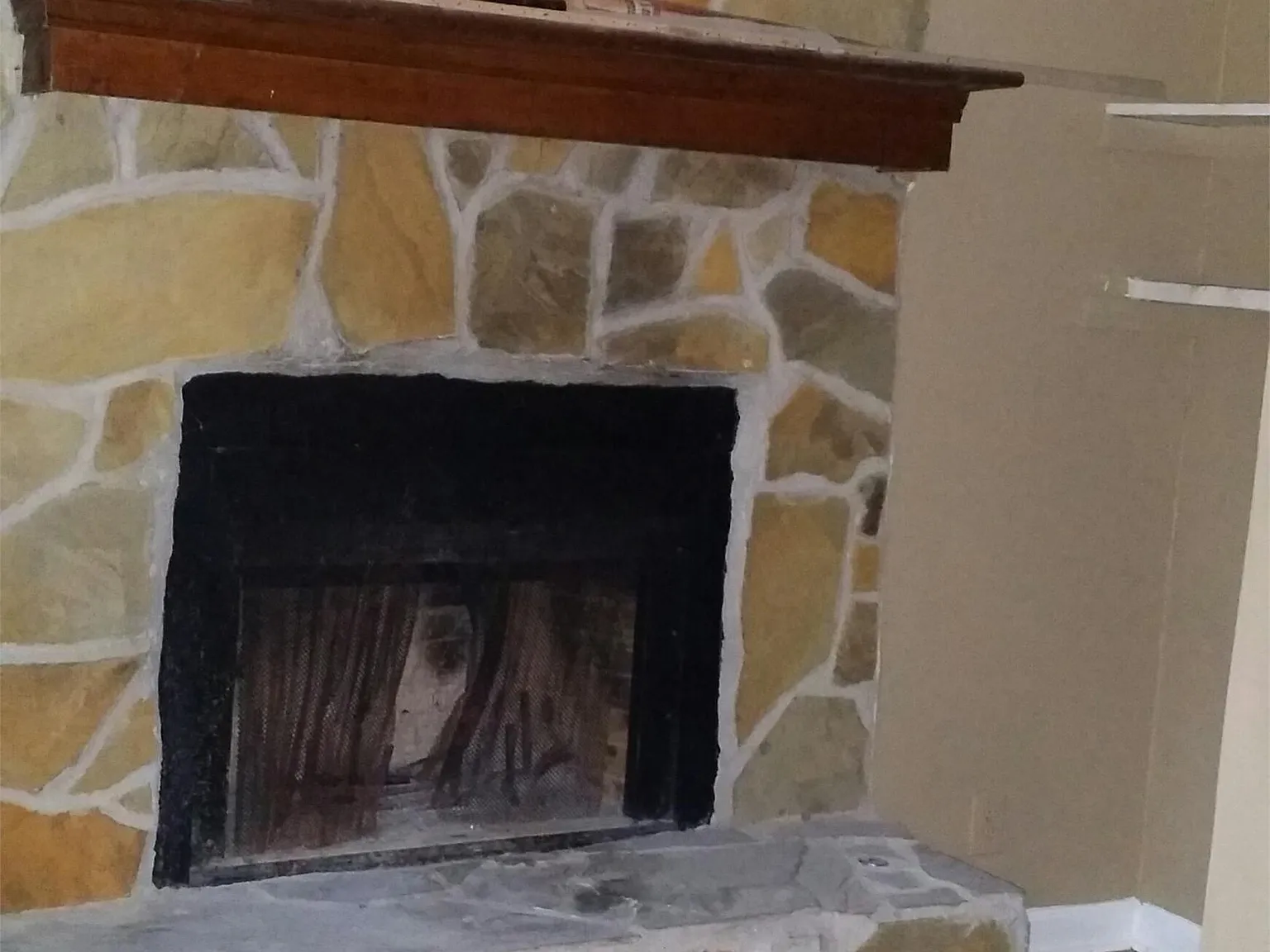 2761 Rockdale Dr - 1 — Photo 2