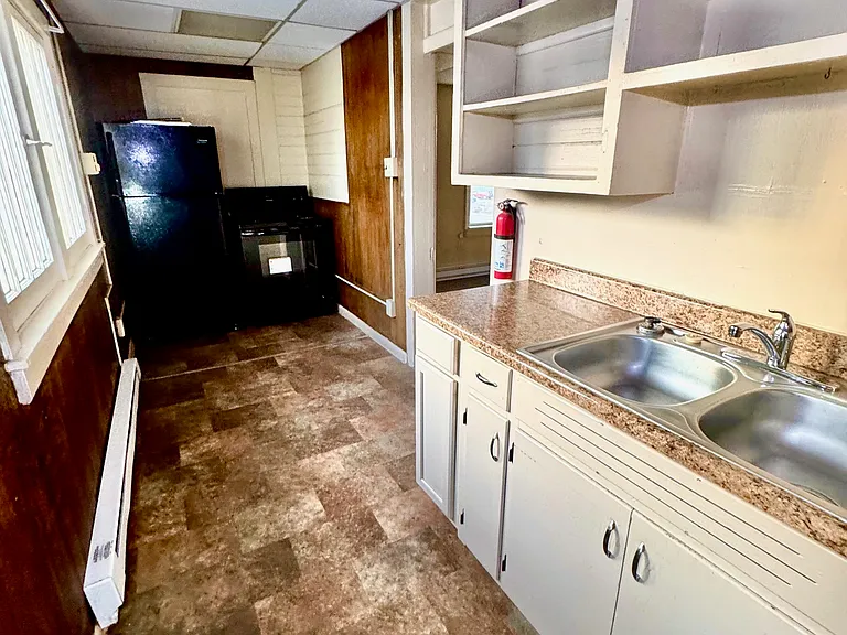 414 High St Unit 2 - Kitchen