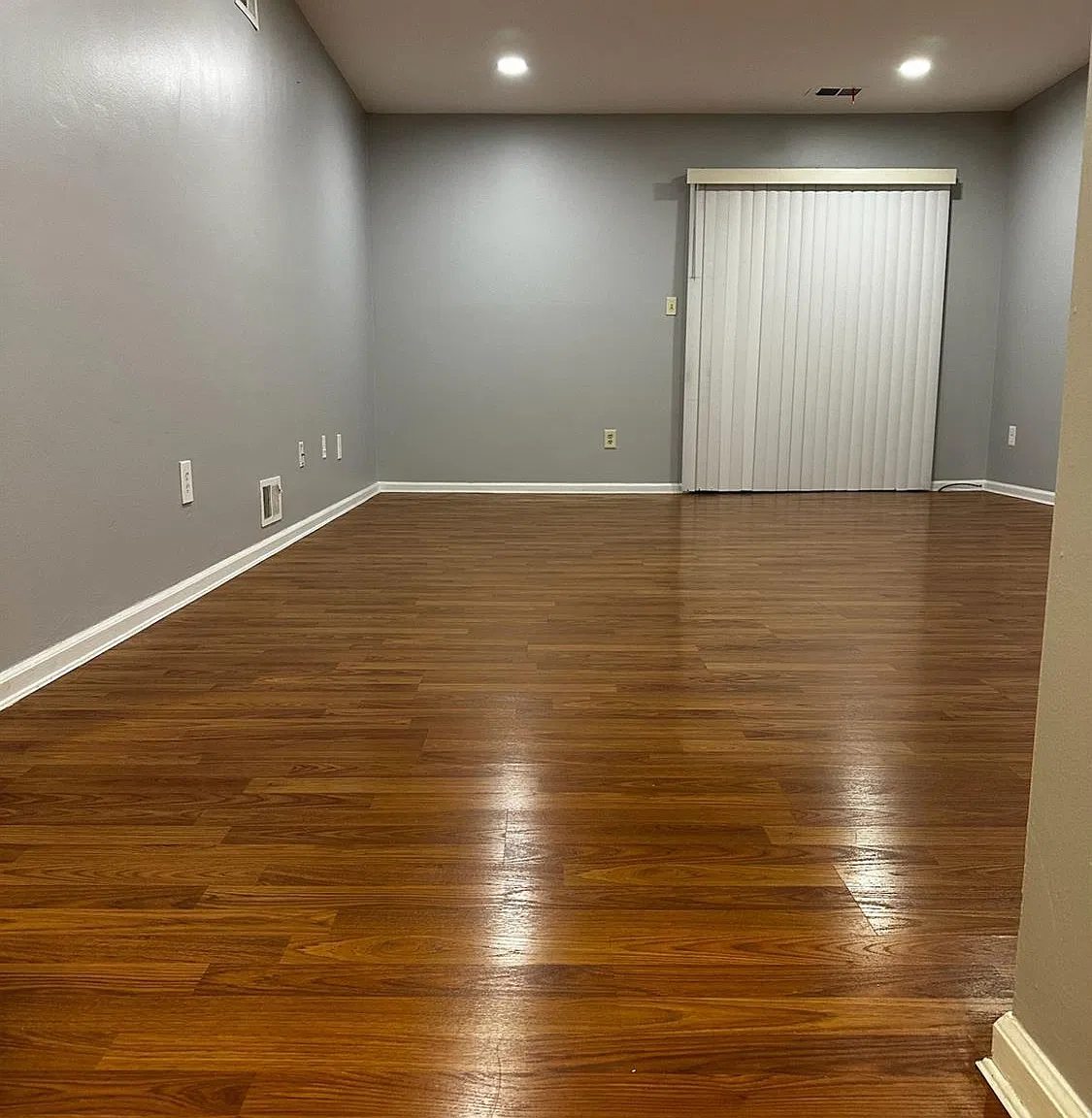 2 bed, 1.0 bath, $2,500 — Photo 2