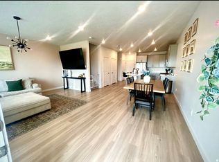 1166 W Early Light Way, Bluffdale, UT 84065