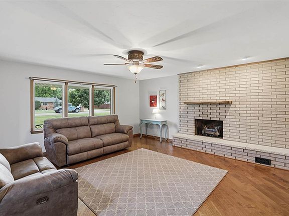 5th image of 1606 E Tonkawa Ave