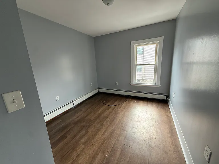 71 Pike St #201 — Photo 6