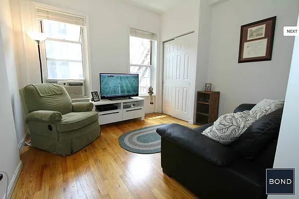 Rented by Bond New York | media 22