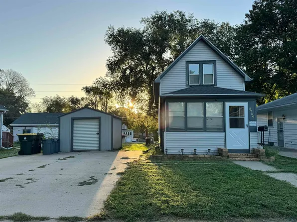 2706 S Glass St, Sioux City, IA 51106