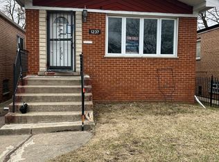 1237 E 95th St, Chicago, IL 60628