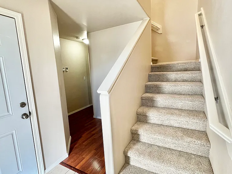 2625 Meadow Lark Way — Photo 2