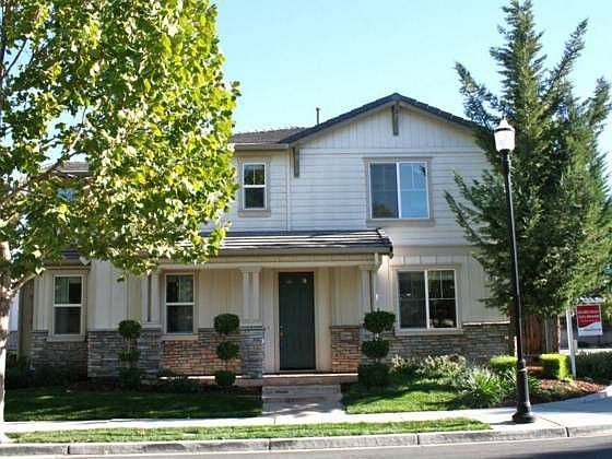2nd image of 101 Goldstone Cmn