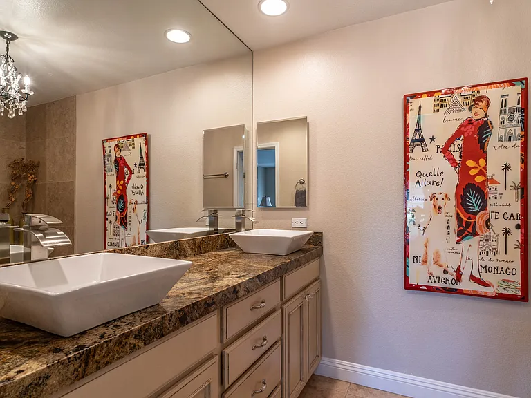 110 Trento Cir — Photo 27