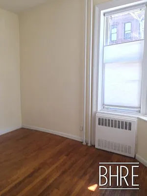 Rented by Brooklyn Heights Real Estate Inc | media 66