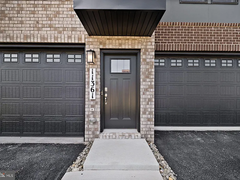 11361 Hypatia Loop — Photo 4