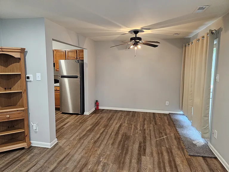 241 Willow Turn #A — Photo 5