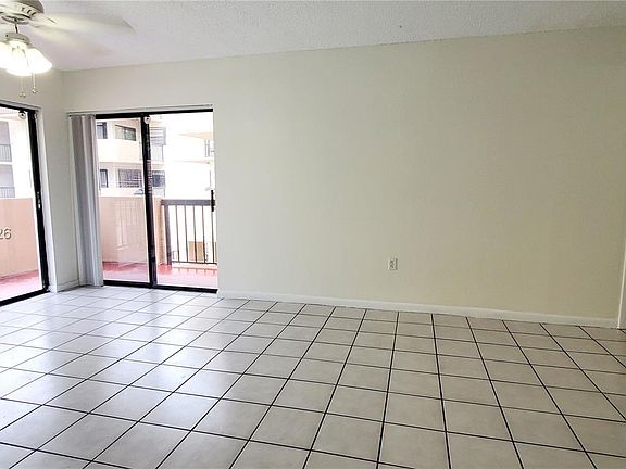 2nd image of 995 SW 84th Ave APT 218
