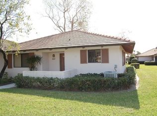 807 Club Dr, Palm Beach Gardens, FL 33418