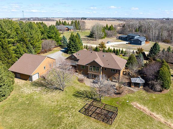 2nd image of 30915 Hay Creek Hills Dr