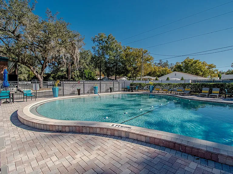 Watermarc Apartments - Swimming Pool