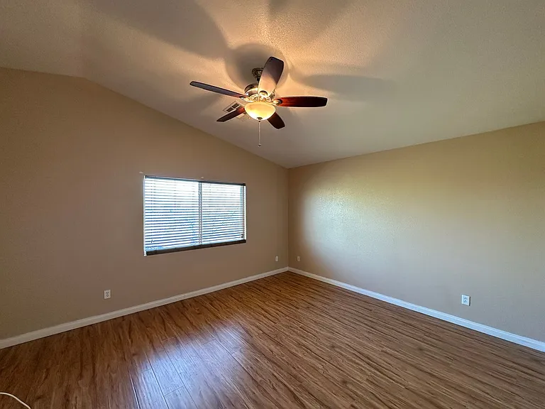 9510 Diamond Bridge Ave — Photo 17