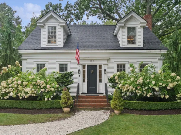 154 Main Street, Kennebunkport, ME 04046