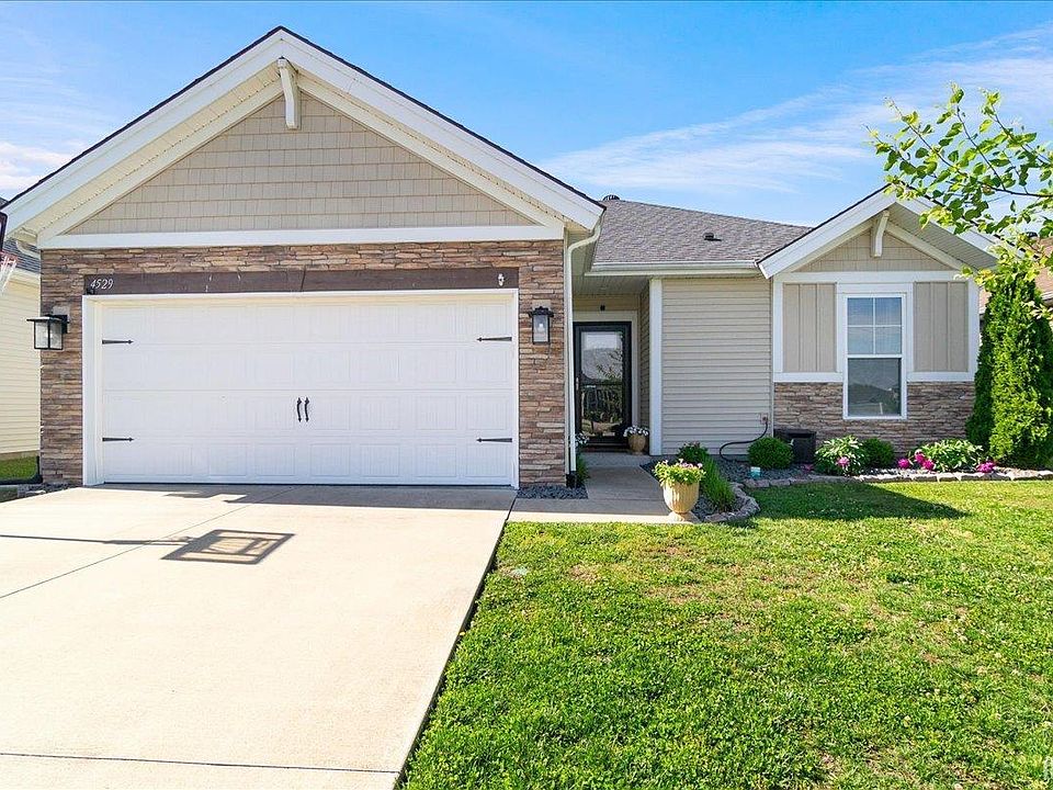 1st image of 4529 Brentford Dr