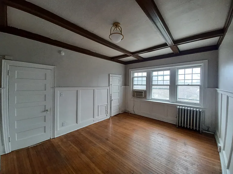 School House Ln — Photo 27