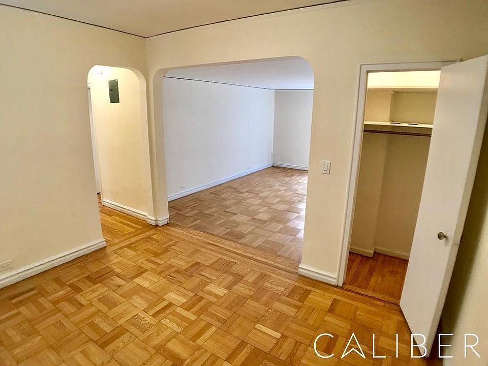 1st image of 235 E 46th St APT 5G