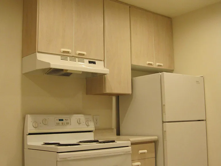 Stove & Frig Area
