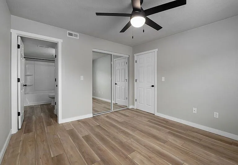 2213 E Macs Ct #13 — Photo 10
