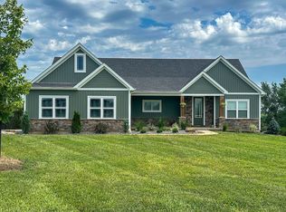 106 Charlie Rd, Troy, MO 63379