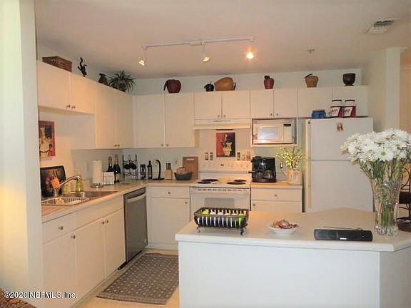 2nd image of 3591 KERNAN Boulevard #225