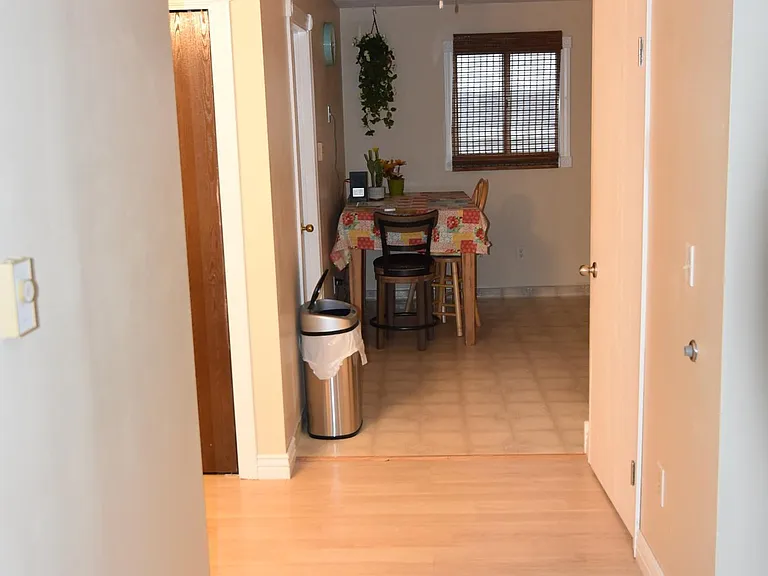 255 E Main St — Photo 11